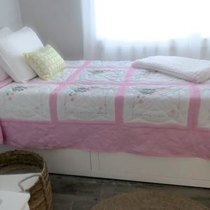 90’s Handmade XL Twin Sized Patchwork Quilt in Pink & White